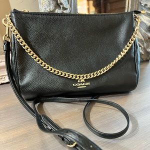 New w/out tags, Coach purse shoulder bag crossbody. Non-smoking home